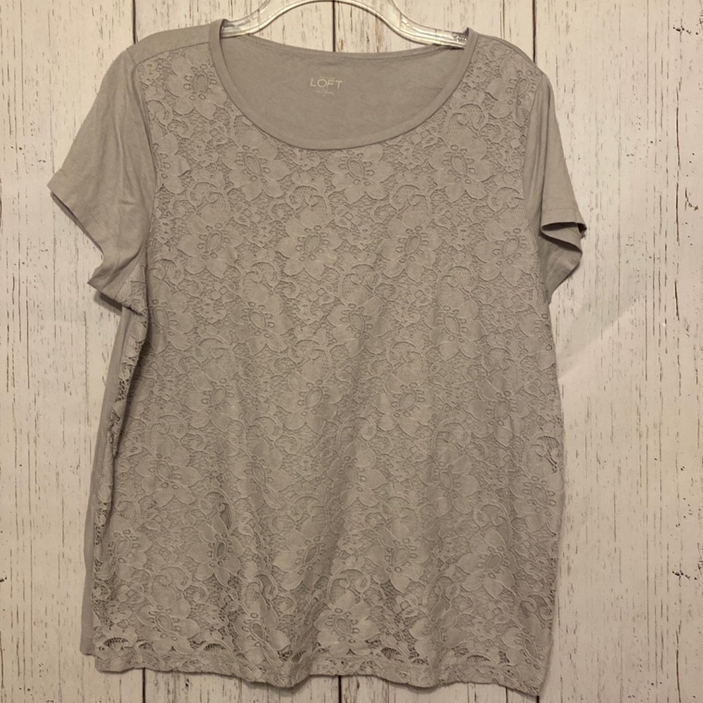Loft tee with lace overlay front